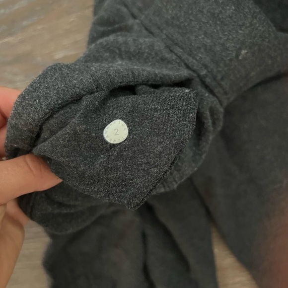 Lululemon Jogger - Picture 4 of 5